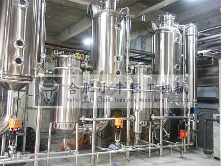 1561456913397426.jpg 三效外循環(huán)蒸發(fā)器.jpg